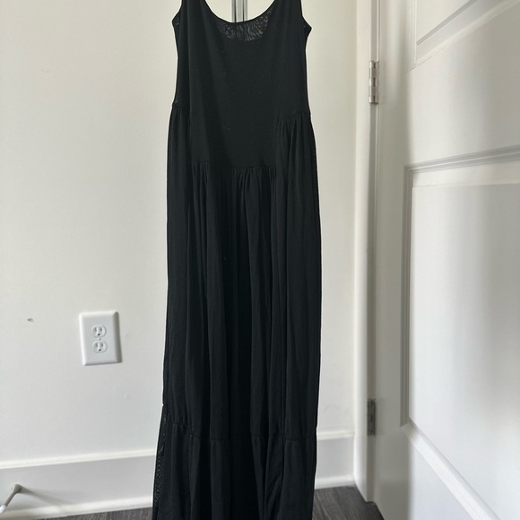 Vince Dresses & Skirts - Vince black maxi dress size S